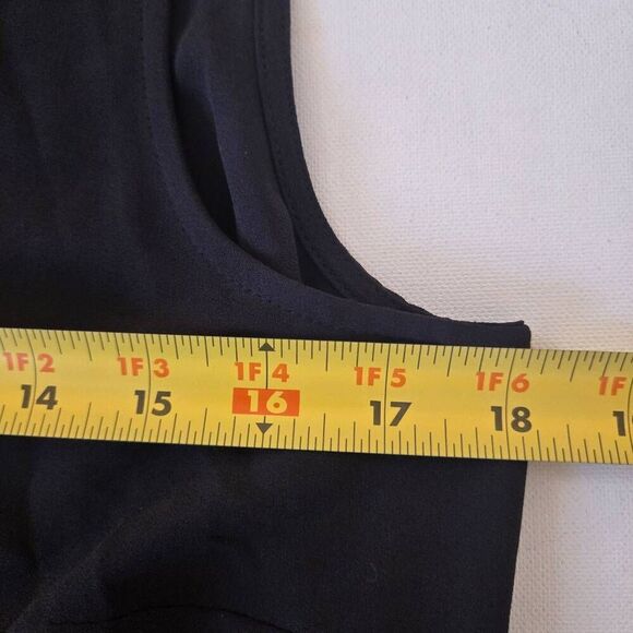 J Jill Wearever Womens Black Sleeveless Asymmetrical Hem Longer Top Size Small - Picture 9 of 11